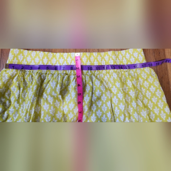 Old Navy skirt WITH POCKETS!!! Size Large - Picture 6 of 9